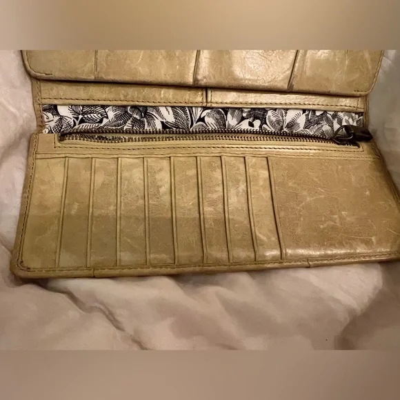 HOBO leather wallet - Picture 8 of 14